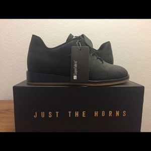 No Bull Lifters Black Women’s size 8.5. NWT